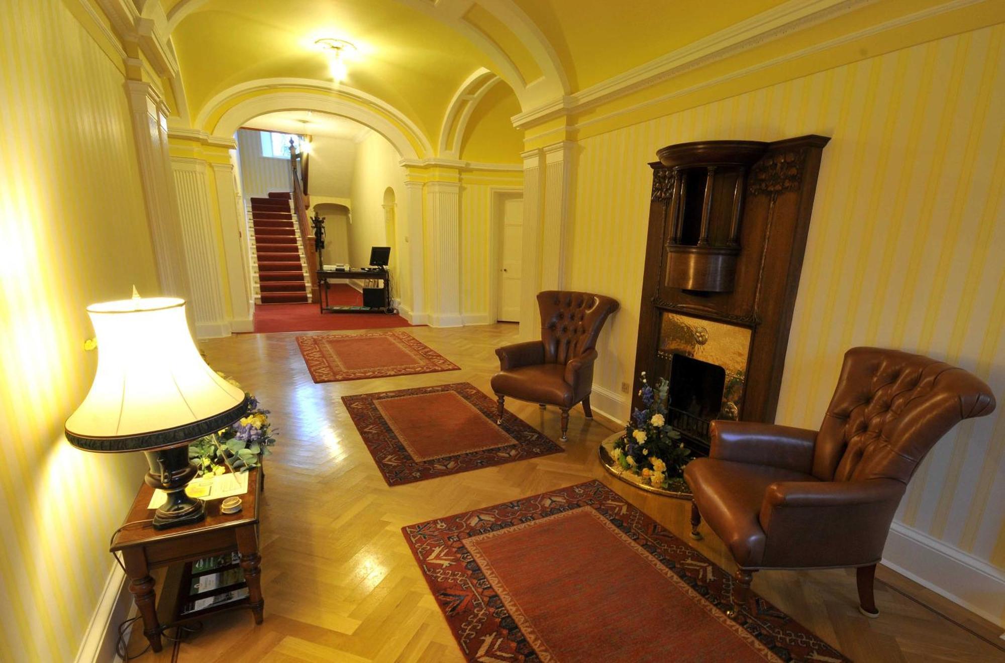 Woodland House Hotel Dumfries Exterior foto